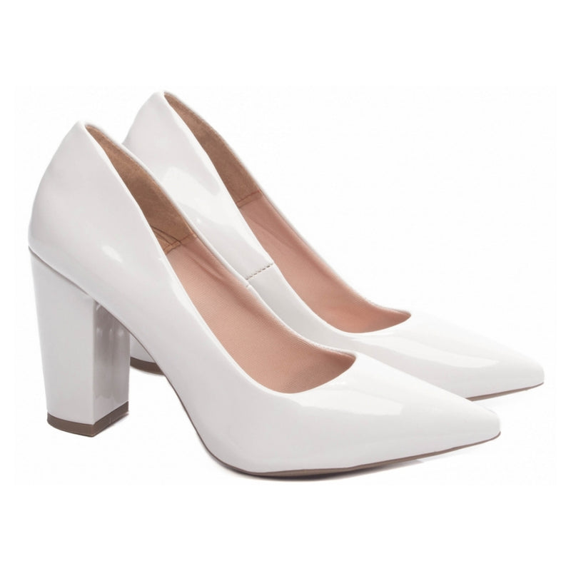 Scarpin Off White Bico Fino Salto Grosso 8,5 (2025-00C)