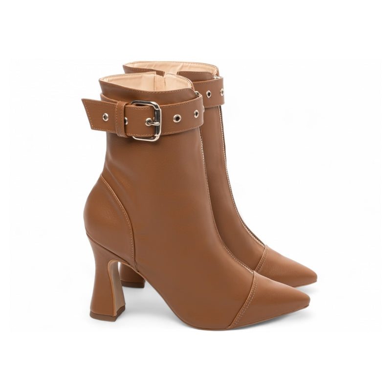 Bota Bico Fino Cano Médio Marrom Caramelo Escuro Salto 9,5